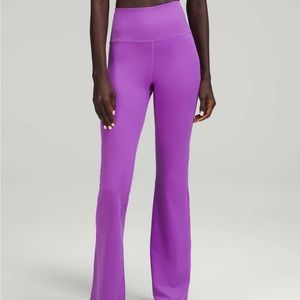 “Moonlit Magenta” flared lululemon leggings